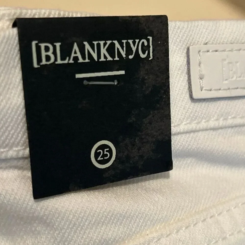 Blank NYC Size 25 In The Clouds White Denim Shorts Fringe Hem Festival Denim NWT